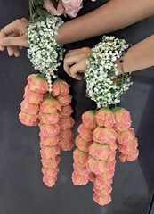 Pakistani/Indian Bridal Floral Kaleere Wrist Corsage Set – Artificial Jewelry