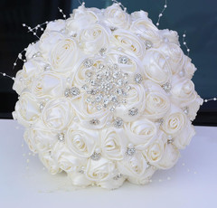 Bridal Wedding Bouquet round Bling Brooch Holding Bouquet Artificial Rose Flower