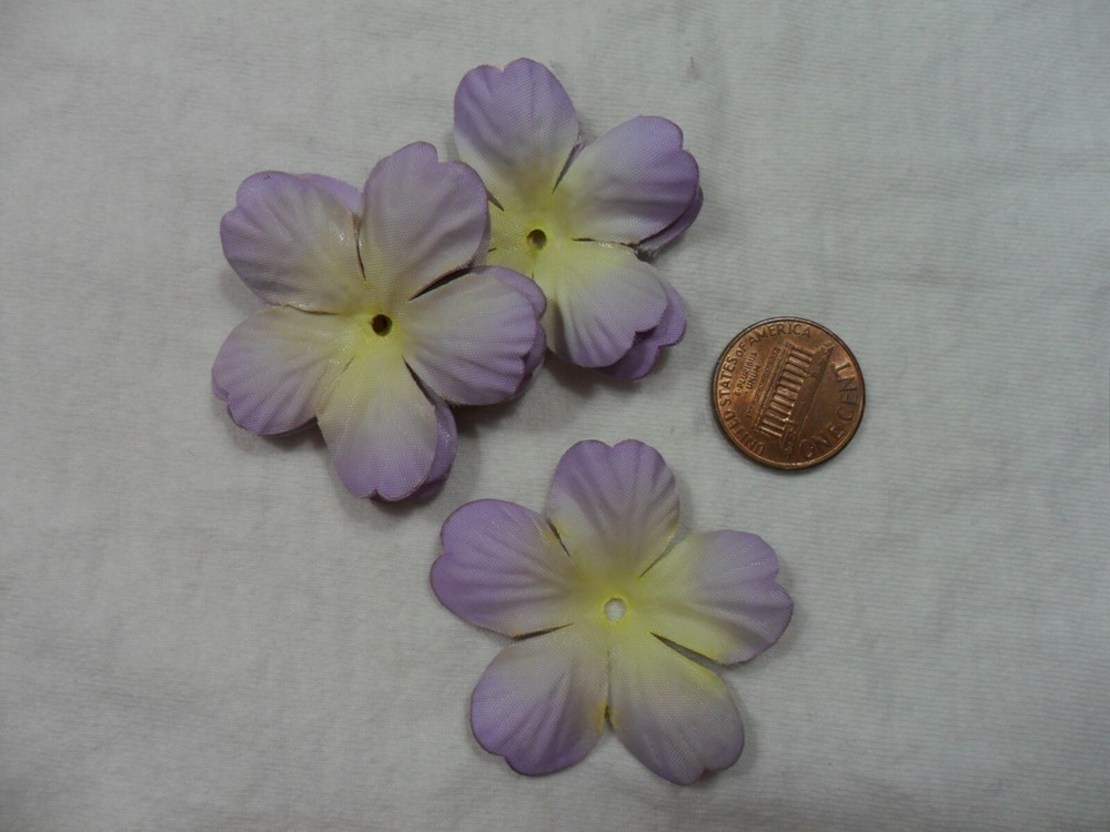 36 Vintage Darice Purple Apple Blossom Petals – 1 1/2″ Petals