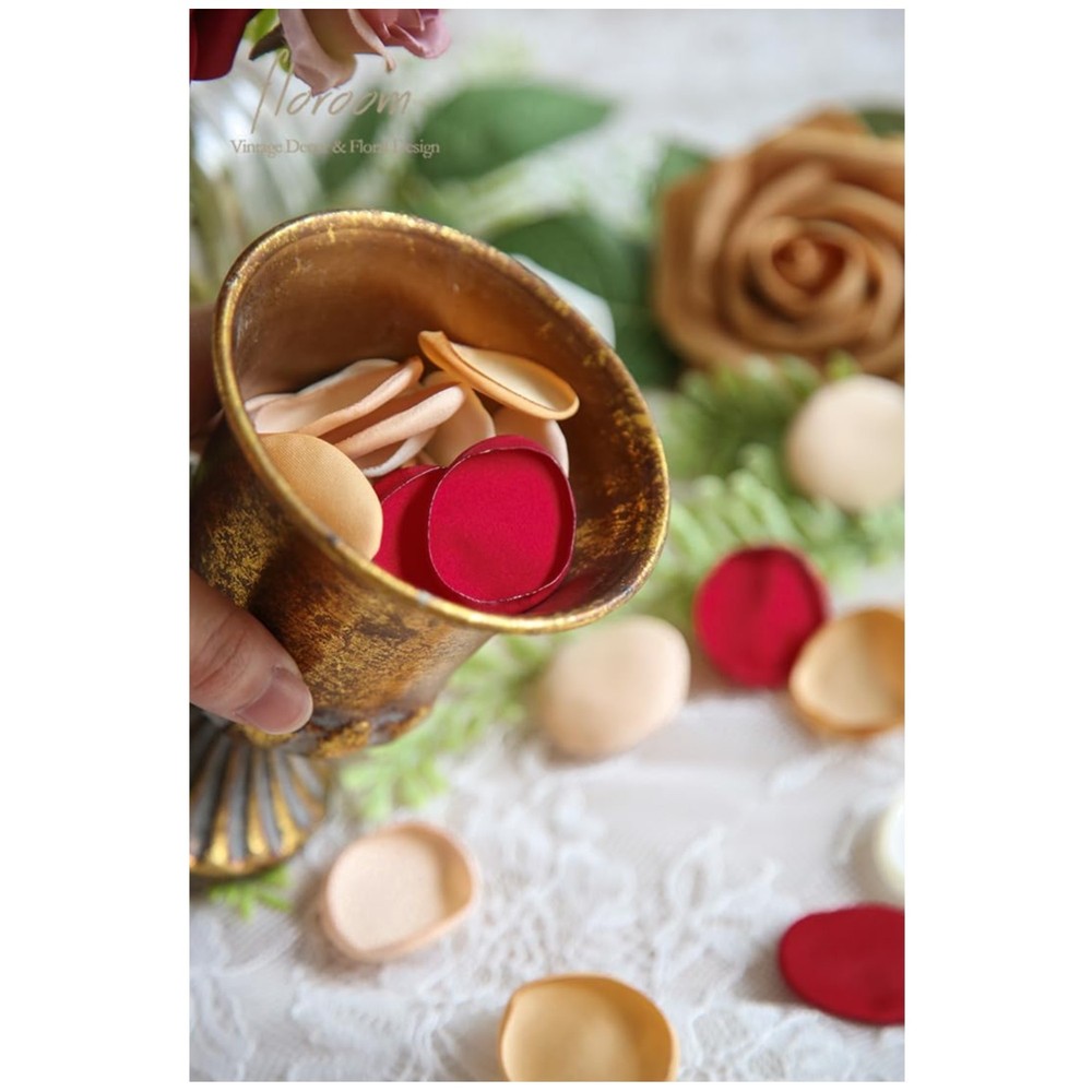 300pcs Red Gold Rose Petals for Wedding Decor