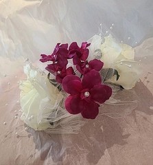 Quinceañera/Wedding Hair Clip Accessory Burgundy/Cream With Pearls And Netting