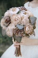 Natural Cream Bridal Bouquet Bark Skin Sola Wood Bridesmaid Beige Wedding Flower