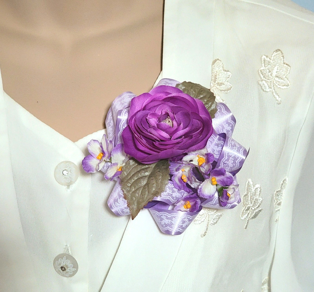 Purple Pin Corsage/Package Topper – Special Day Mother Birthday Anniversary Prom