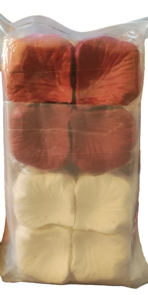 Artificial Rose Petals 1,000 White 1000 Red For DYI, Romantic Gestures