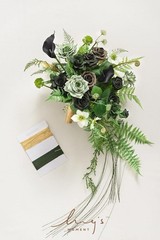 Gorgeous 13″ Bride Bouquet – Emerald Green Cascading Bouquet