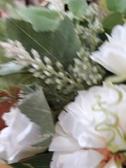 4- Bouquets of Bridesmaid Silk Flowers Wedding White Roses NWOT IVORY SATIN