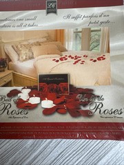 Lover’s Choice A Bed Of Roses Romance Kit Rose Petals, Tea Lights & Invite NEW