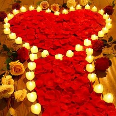 7000 Pieces Artificial Rose Petals with 72 Pieces Romantic Heart Led 7000+72