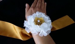 Wedding White Gold Flower Wrist Corsage, Prom, Homecoming, Military Ball,Boda,