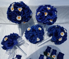 17 Piece Wedding Bouquet Package, Blue Roses, White Daisies, Wedding Bouquet Set