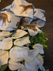 Lovely Cascade Of Faux Cala Lilys 24″ Wedding Door Deco