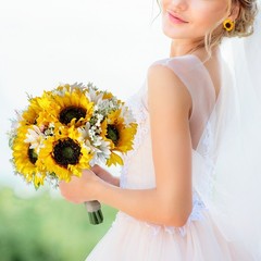 Wedding Bride Hand Bouquet Artificial Flowers with Linen Rope for Bridal Shower