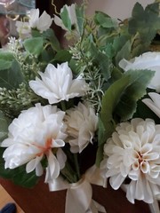 4- Bouquets of Bridesmaid Silk Flowers Wedding White Roses NWOT IVORY SATIN