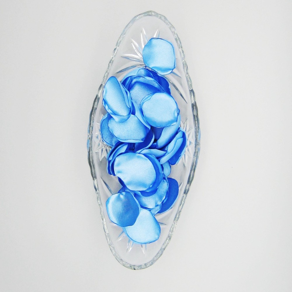 Light Blue Satin Flower Petals For Wedding Decor