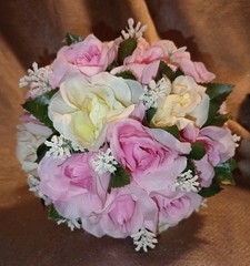 NEW Artificial Pink/Off White Roses Bride/Wedding Round Clutch Bouquet