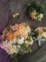 wedding bouquet set