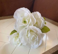 Bulk lot mixed artificial flowers wedding decor, roses, callas,lillies,hydrangea