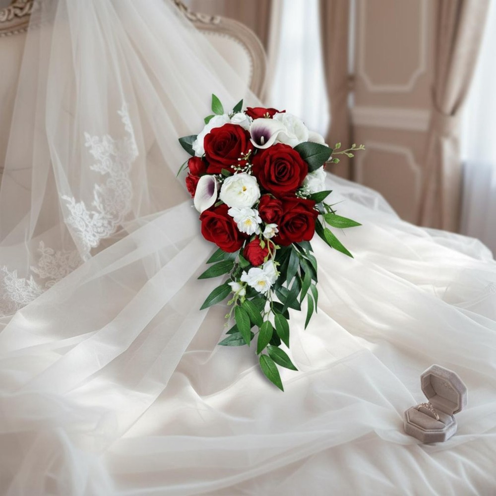 Teardrop Bridal Floral Arrangement European Design Artificial Bloom Calla Lily