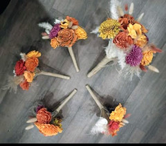 Handmade Wooden Flower Bouquets & Boutonniere