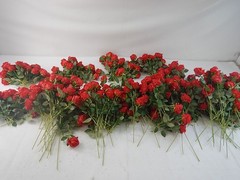Riceshoot 395 Piece Artificial Silk Roses Flowers with Stems, Red
