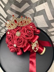 Burgundy Gold Quincenara Ramo Sweet 16 Bridal Wedding bouquet and crown