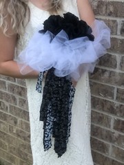 Black and White Wedding Bouquet Set