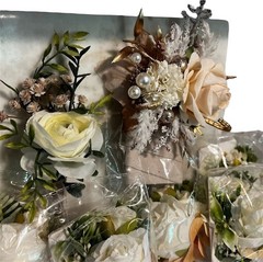 Groom + Groomsmen Boutonnière Set (9 pcs total)