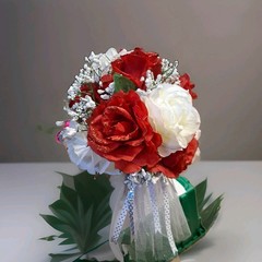Red and white Roses wedding bouquet