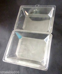 30-BOUTONNIERE BOXES 5x4x3″+ ONE BAG OF FILLER, DECORATIVE GRASS SEE PIC. NEW