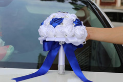 Elegant Handmade Brooch Bouquet for Bride & Bridesmaid – White/Royal Blue 22cm
