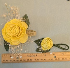 Handmade Sola Wood flower corsages & boutonnieres, proms/weddings, select color