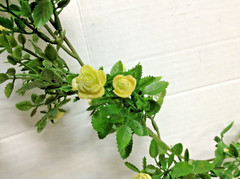 Mini Yellow Rose Floral plastic Garland Spring Summer Wedding Mantel Door 6 foot