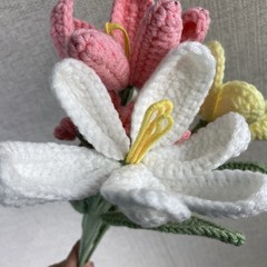 Crochet Flowers Lot Of 7 Flowers Long Stemmed Hobby Lobby Yellow Pink White