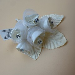 Amscan Satin Sheer Five Flowers With Rhinestones Mini Picks White