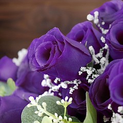 84 Purple SILK ROSE BUDS Wedding Party Flowers Bouquets Decorations on SALE