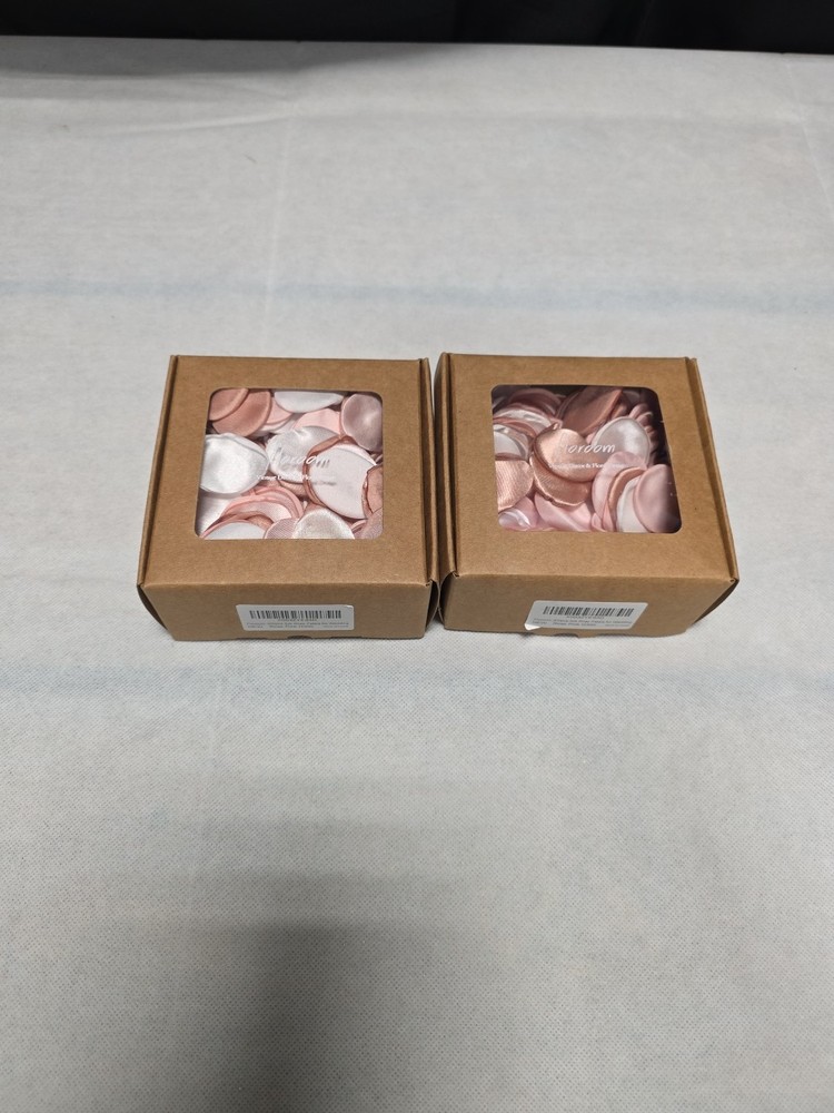 Floroom 300+ pcs Silk Rose Pink Petals Flower Petals for Wedding