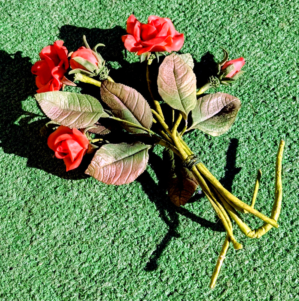 Dusty Rose 5 Stems 10″ Artificial Faux Hard Decorative Bouquet Wedding Party EUC