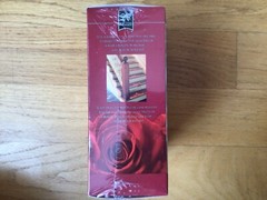 Lover’s Choice A Bed Of Roses Romance Kit Rose Petals, Tea Lights & Invite NEW