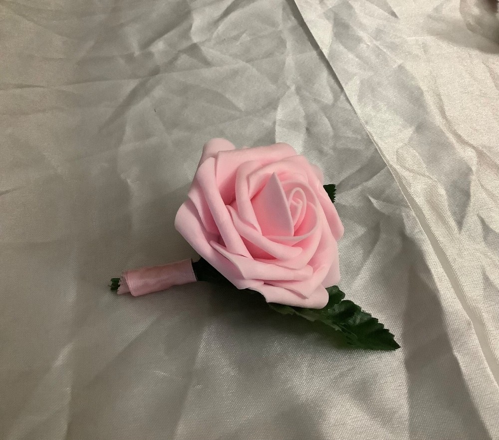 Custom made real touch rose boutonniere…..you choose color