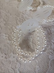 12 Pc WHITE Corsage Wristlet Bracelet Wrist Corsage Elastic Pearl Wedding Prom