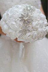 Romantic Purple Pink Rose Bridal Bouquet – Elegant Wedding Flowers