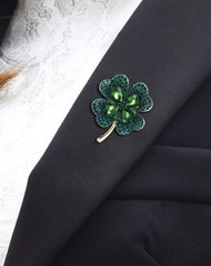 Green Leaf Brooch Pin for Women St. Patrick’s Day Pins Vintage Crystal Flower…