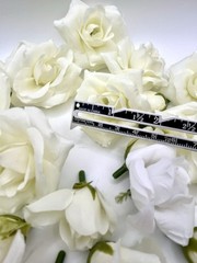 Lot of Faux Rose Flower Heads Ivory 1-3″ Wide Wedding Bridal Textile Bride