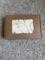 Floroom 500pcs Rose Petals Ivory Faux Silk Flower Petals for Wedding