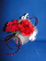 New Pin on Red Open Roses Corsage for Wedding, Prom, Mother’s Day, Anniversary