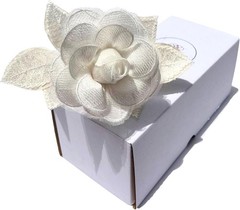 Flor de encaje hecha a mano para la 13.ª boda, regalo de San Valentín