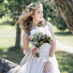 Customizable Pearl Wrist Corsage Bracelets – Perfect for Weddings & Graduations