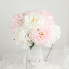 WHITE 2 Bushes 17″ Silk ARTIFICIAL PEONY FLOWERS Bouquets Wedding Party Supplies