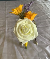 Ivory rose, lavender and yellow daisy boutonniere
