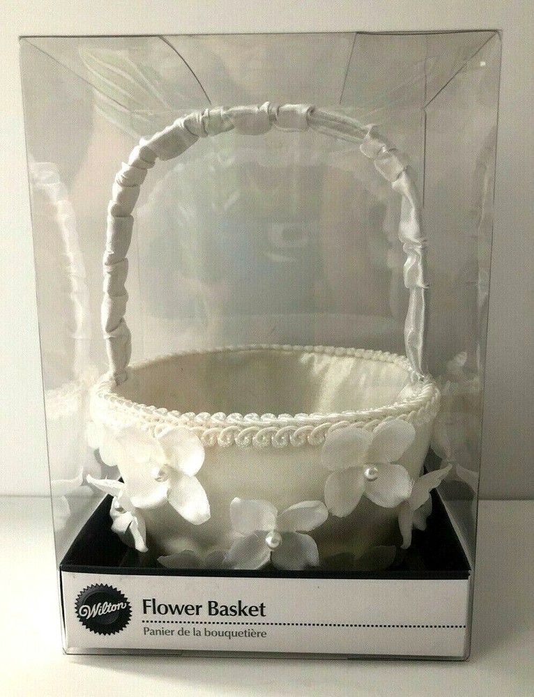 Wilton Wedding Flower Basket with Flowers – New in Box